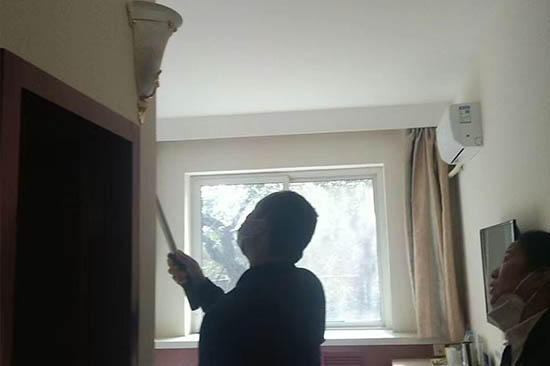 ����������